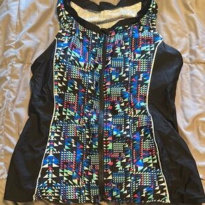 Colorful Geometric Patterned Sleeveless Top